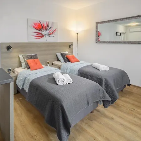 Appartement Valla Studio-free Bikes-adults Only *