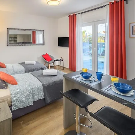 Appartement Villa Valla Studio-Free Bikes-Adults Only