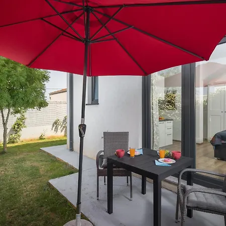 Valla Studio Apartments Fažana