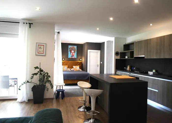 Valla Studio-free Bikes-adults Only *