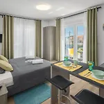 Appartement Valla Studio-free Bikes-adults Only Fažana