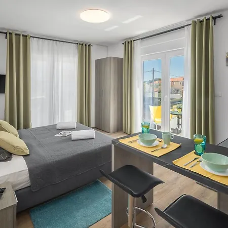 Apartment Valla With Free Bikes Fazana