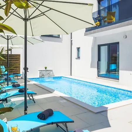 Valla Studio-adults Only-pool & Free Bikes