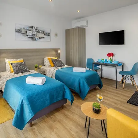 Villa Valla Studio-Adults Only-Pool & Free Bikes Apartmán