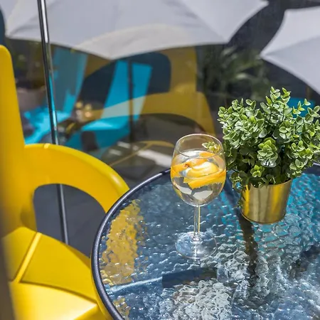 Valla Studio-adults Only-pool & Free Bikes Appartement