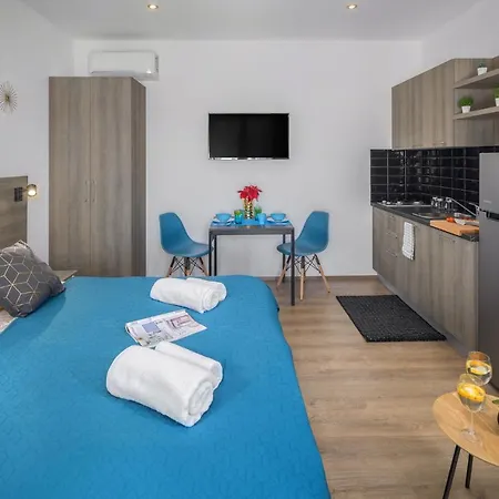 Valla Studio-adults Only-pool & Free Bikes *