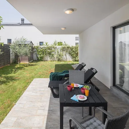 Valla With Free Bikes Apartment
